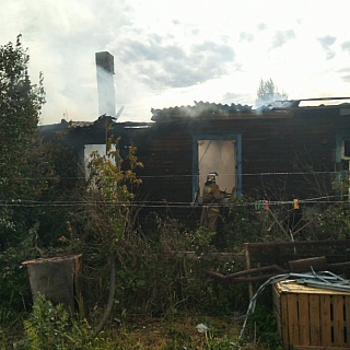 Многоквартирный жилой дом горел 24 июня в п. Ситники 3