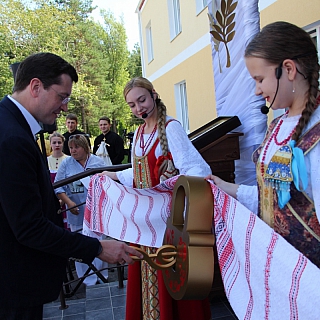 Борская школа искусств официально получила "новый дом" 5