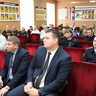 На Бору поздравили участковых уполномоченных полиции 2