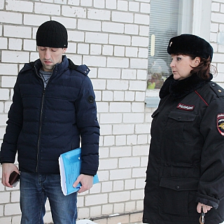 Борские полицейские выявляют должников 2