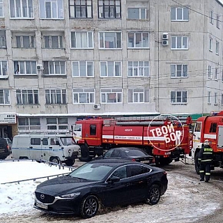 Помните историю с женщиной, которая бросила зажигательную смесь в отделение банка на Стекольном? 2