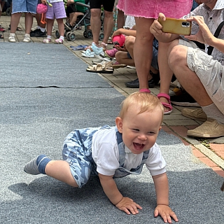 На Бору прошёл пробег ходунков, ползунков и бегунков 1