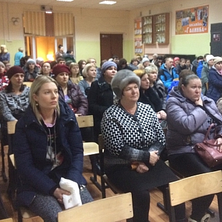 На Бору провели лекцию о безопасности детей в сети «Интернет» 1