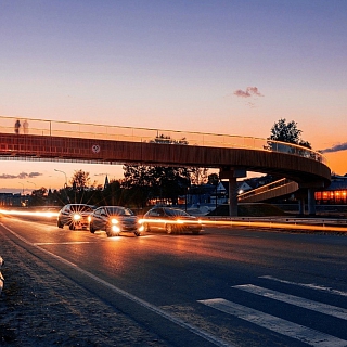 Новый пешеходный мост на Бору, рядом с канатной дорогой 5