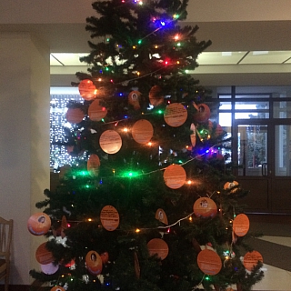 Участвуй в акции "Мандарин", подари детям праздник! 1