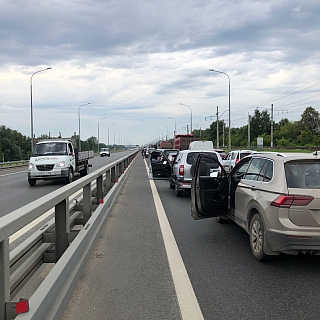 Автобус загорелся 9 июля на Борском мосту 1