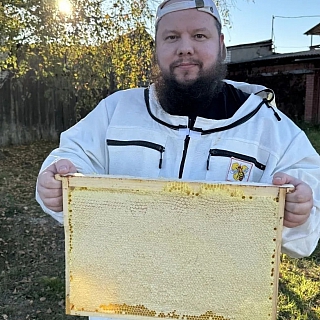 Борский пчеловод получил высокую Всероссийскую награду 6