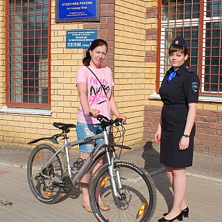 Жители города Бор выразили благодарность полицейским за раскрытие имущественных преступлений по горячим следам 2