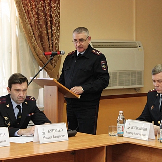 Борские полицейские обсудили тему противодействия коррупции 2