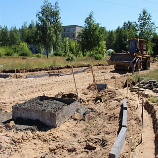 Глава Борского округа провел рабочее совещание на объектах благоустройства 6