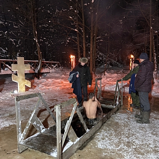 В Большом Пикино прошли Крещенские купания 2