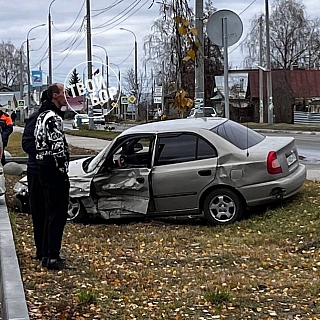 У рынка произошло серьезное ДТП 3