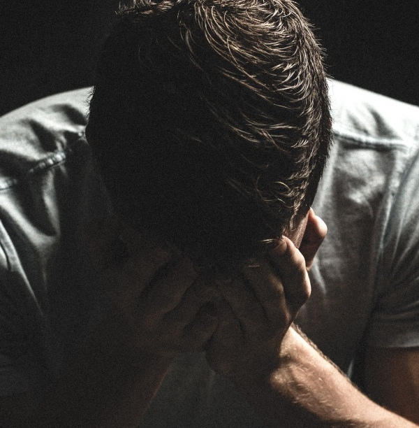 30-летний борский парень попался на уловки мошенников и перечислил им 424 тысячи рублей