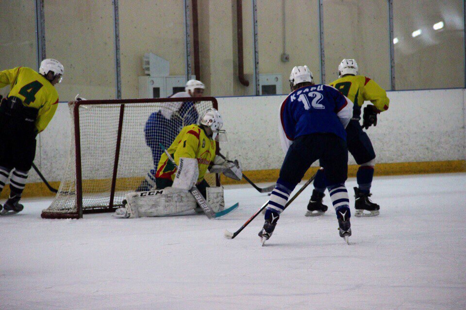 «Арзамас» - «Кварц» 2:4