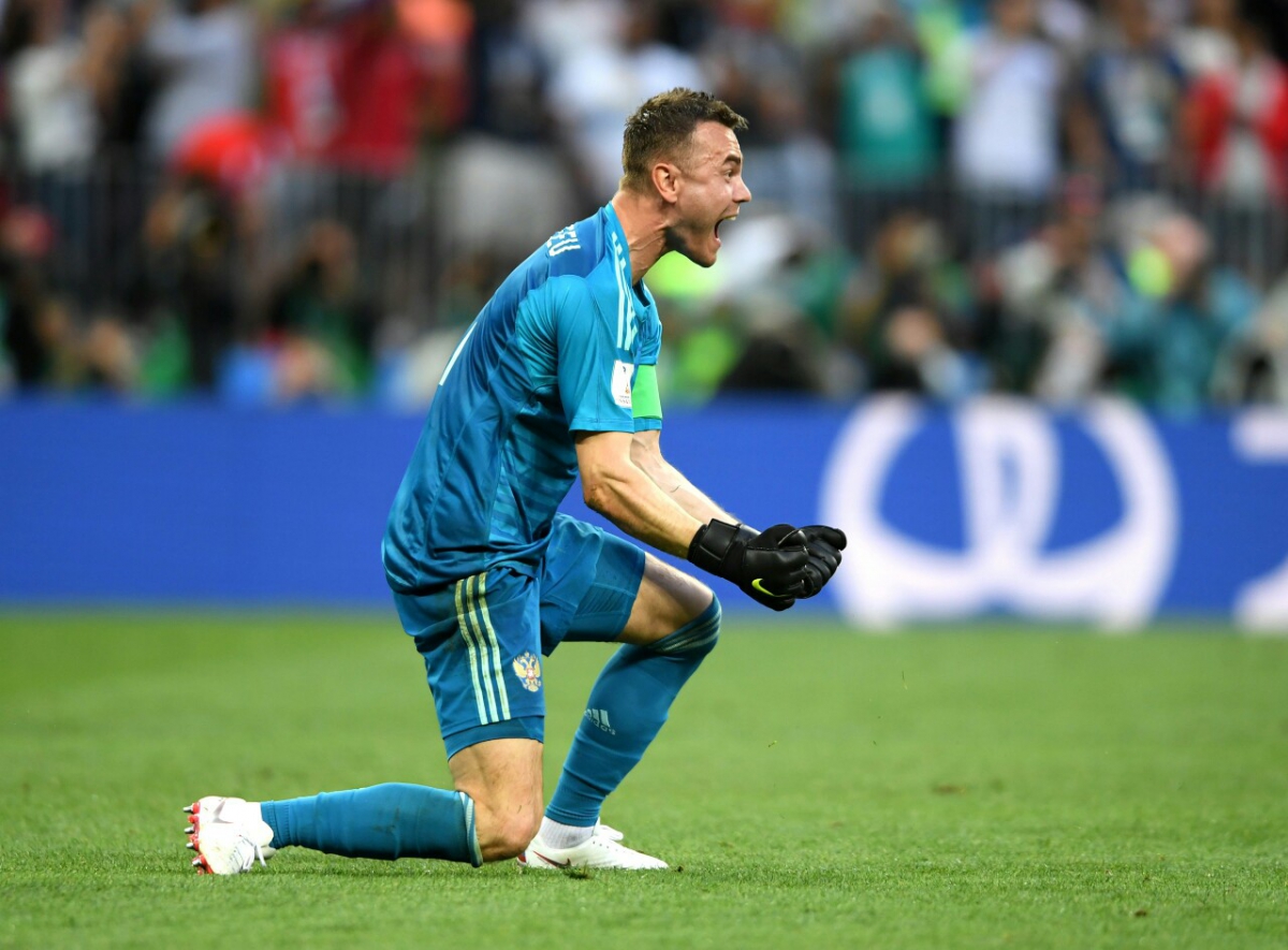 Россия впервые в истории вышла в 1/4 финала ЧМ