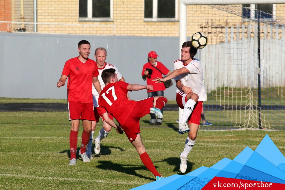 В этом году Борский Спартак завоевал бронзу в Чемпионате Нижегородской области по футболу!
