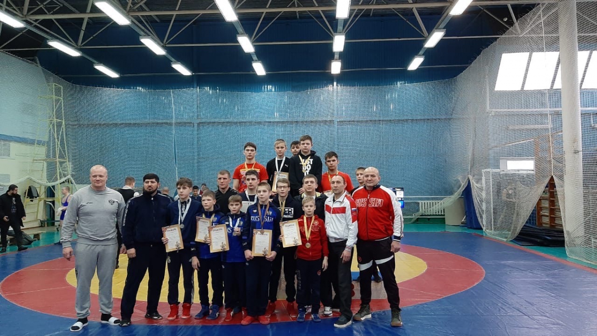 Борские борцы - сильнейшие в Нижегородской области