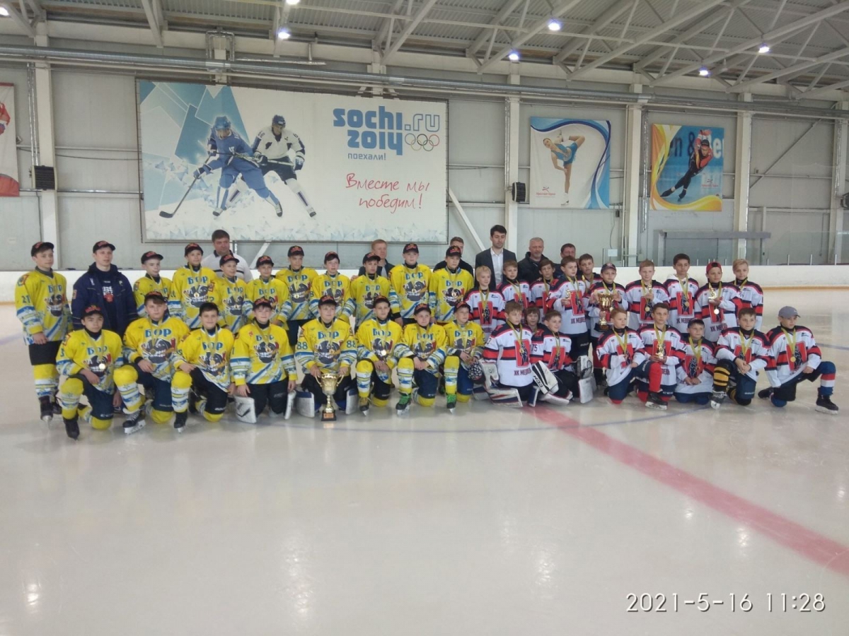 15 и 16 мая состоялось торжественное награждение борских хоккеистов