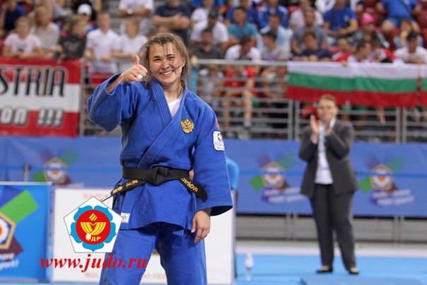 Анастасия Коляденкова выиграла первенство Европы по дзюдо