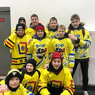 Поздравляем ХК"Бор" с вторым местом на турнире "Золотая шайба" 2