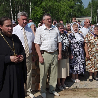 В селе Редькино заложен новый храм 4