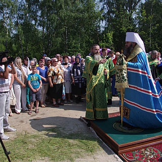 В селе Редькино заложен новый храм 3