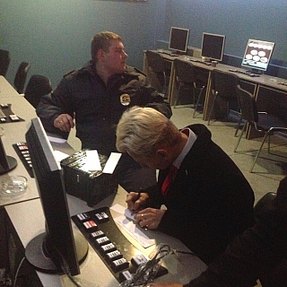 Закрытие нелегального ночного игрового клуба 4