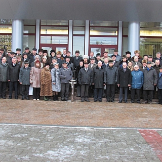 По-прежнему, в строю... 1