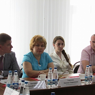 Круглый стол  с директором Департамента развития малого и среднего предпринимательства Минэкономразвития РФ 6