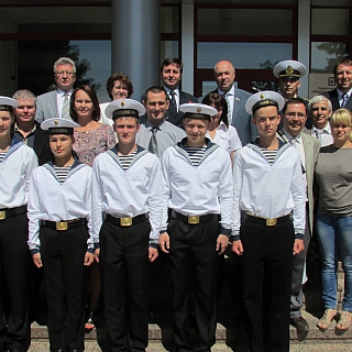 Юные покорители морей 4