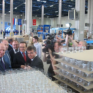 Третья очередь стекольного завода ООО «Посуда» открылась на Бору 2