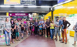 Ночь шопинга в ТЦ "Зеркало"