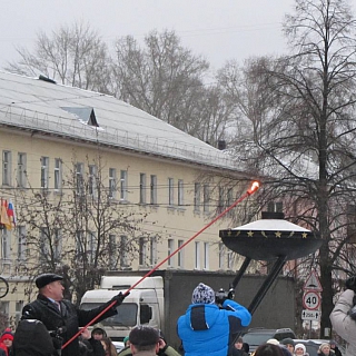 Митинг, посвящённый зажжению вечного огня 16