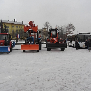 Митинг, посвящённый зажжению вечного огня 10