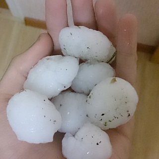 Жители Бора приходит в себя после сильнейшего ливня с градом 3