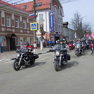 Округ встречает весну и Победу. Фоторепортаж 1