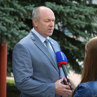 «Совместные поездки журналистов и депутатов должны дать стратегические результаты» - Евгений Лебедев 1