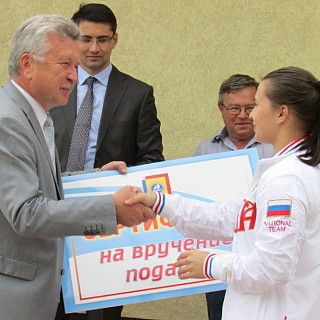 Торжественное поздравление победительницы первенства Европы Анастасии Коляденковой 1