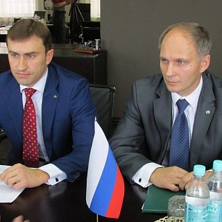 Подписание соглашения о сотрудничестве между администрацией округа и Сбербанком России. 1