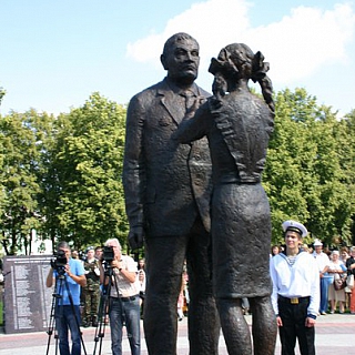 Открытие памятника "Ветеранам Великой Отечественной войны от благодарных потомков" 3