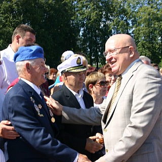 Открытие памятника "Ветеранам Великой Отечественной войны от благодарных потомков" 9