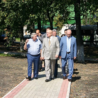 Открытие памятника "Ветеранам Великой Отечественной войны от благодарных потомков" 1