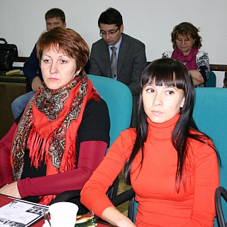 Поступило предложение от одной из крупнейших мировых компаний, занимающихся обменом школьников и студентов. 6