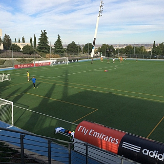 Поступило предложение от одной из крупнейших мировых компаний, занимающихся обменом школьников и студентов. 2