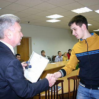 Ключи от новых квартир для детей-сирот 5