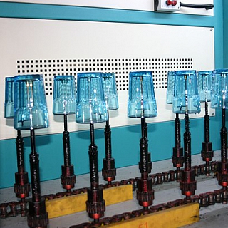 18 миллионов 300 тысяч штук изделий было отгружено в декабре 2015 года ООО "Посуда" 5