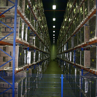 18 миллионов 300 тысяч штук изделий было отгружено в декабре 2015 года ООО "Посуда" 2