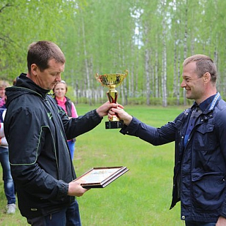 Представители спортивного клуба «Медведь» наградили общеобразовательные школы, которые стали призерами Спартакиады школьников 1