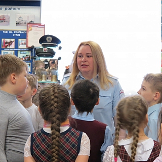 Борские полицейские познакомили школьников с работой полиции 3