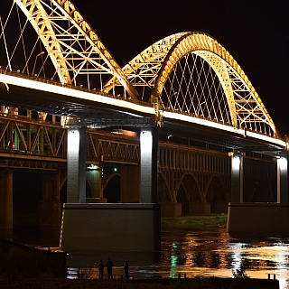 Валерий Шанцев выложил необыкновенные фотографии ночного Борского моста 2